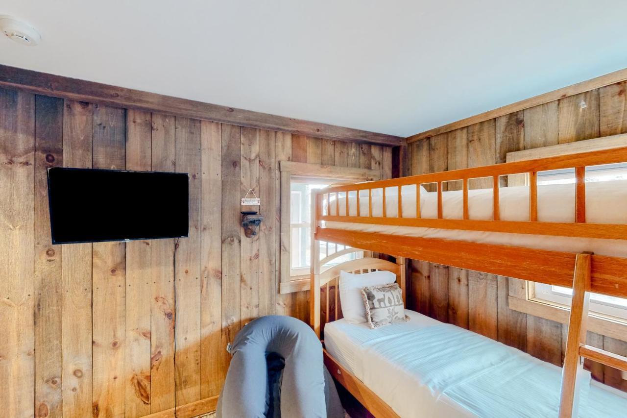 Chalet At The Base Of Okemo Mountain Ludlow Extérieur photo